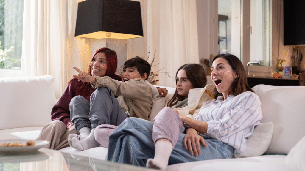 The Best Apps for Watching Movies Together Online Long Distance With Zero Lag