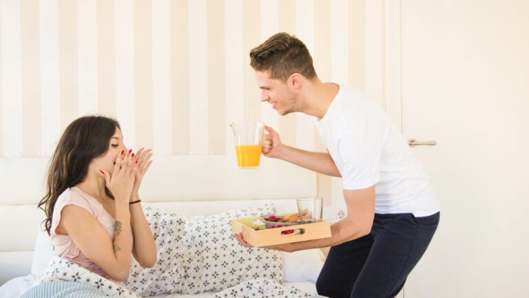 How to Spice Up Things in the Bedroom With Your Partner