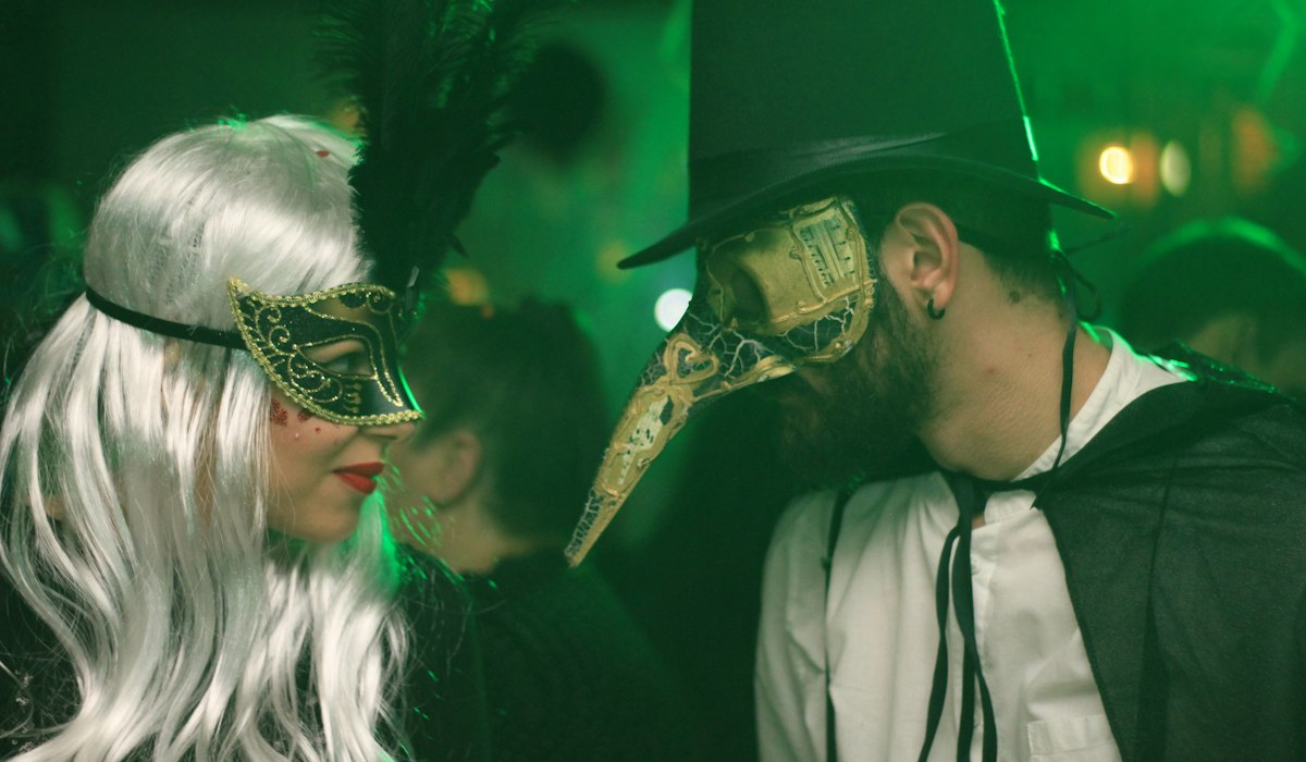 Fantasy roleplay ideas for couples wearing masquerade masks