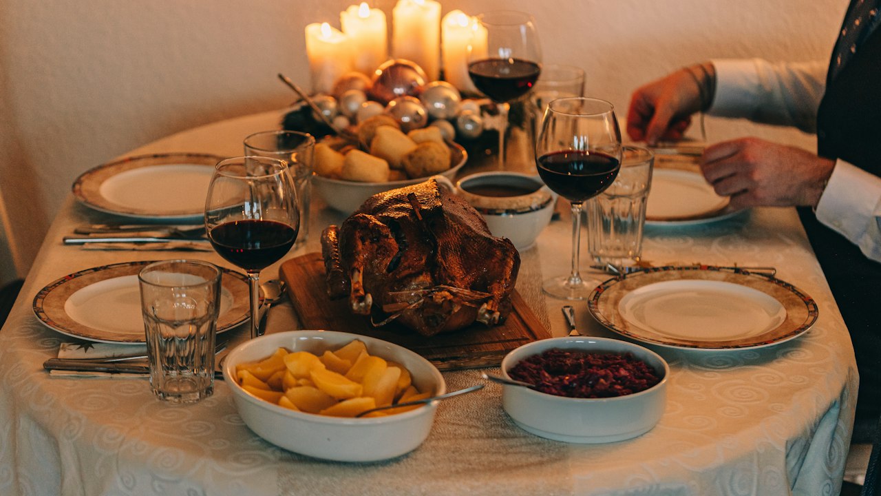 Thanksgiving minute to win it games for adults cuddlingsouls